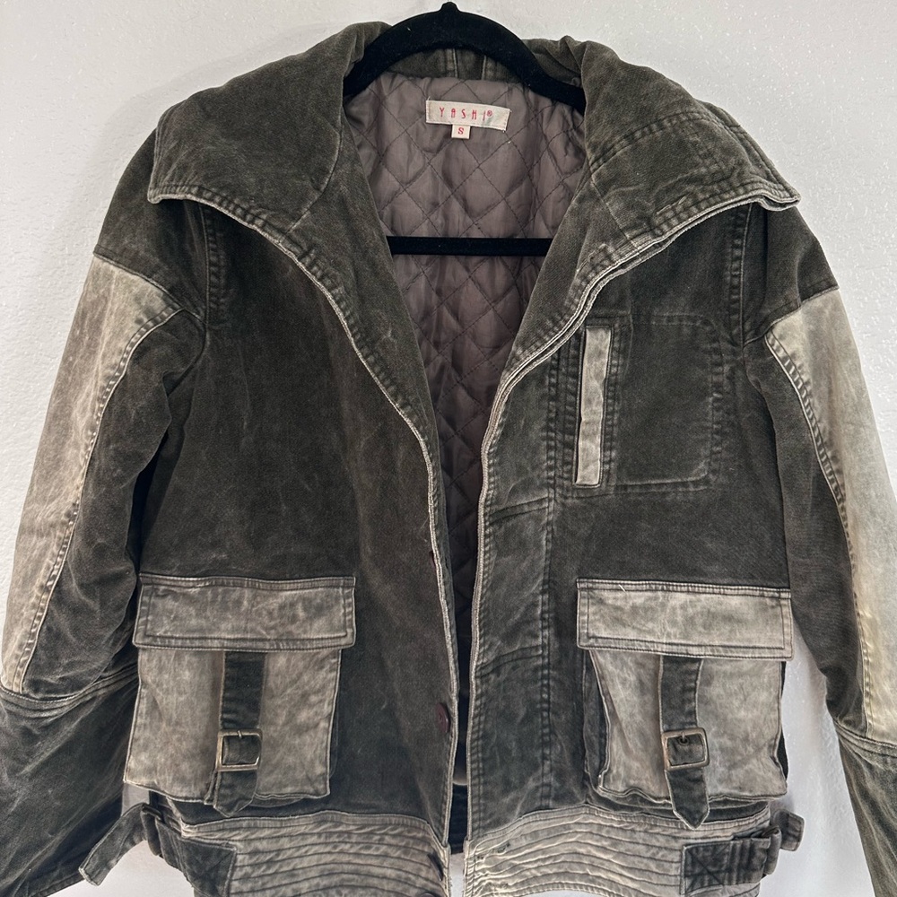 Jacket - Picture 2 of 3